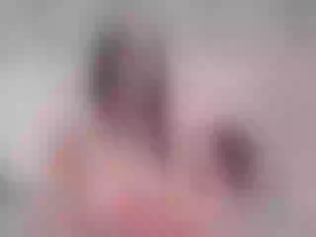 Live sex webcam photo for Lillyhott #276545318