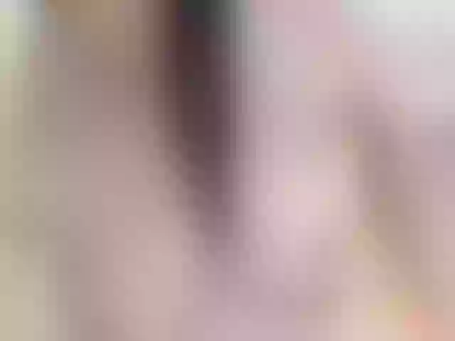 Live sex webcam photo for Lillyhott #276595935