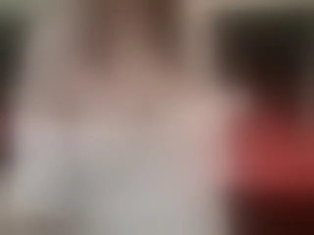 Live sex webcam photo for Lillyhott #292591889