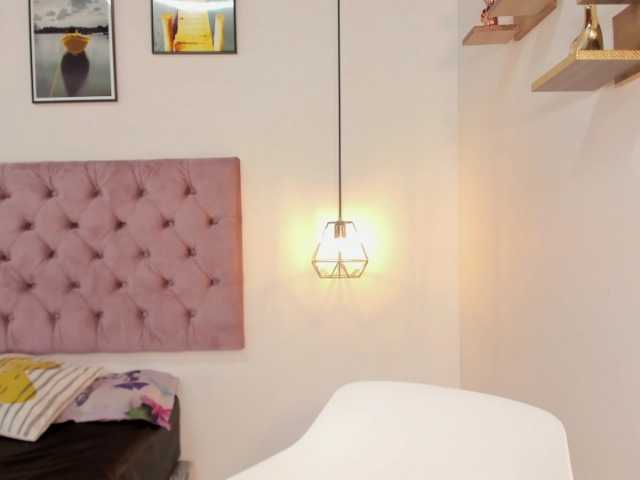 Live sex webcam photo for Lilo06 #272067968