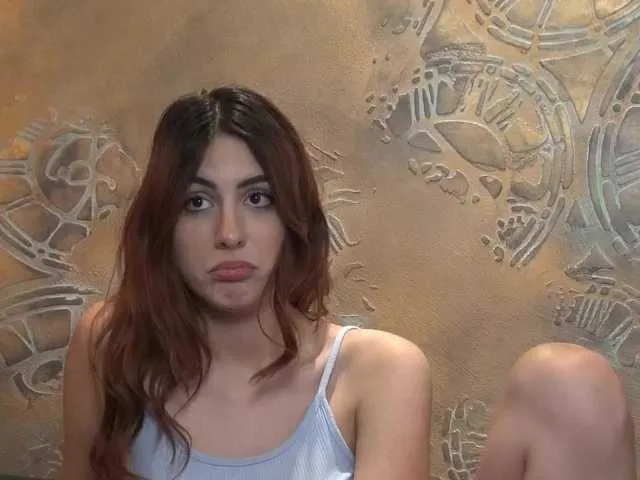 Live sex webcam photo for LilouMoulin #277373791