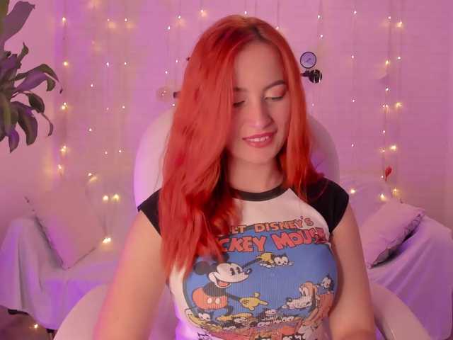 Live sex webcam photo for Lilrousess1 #276092920