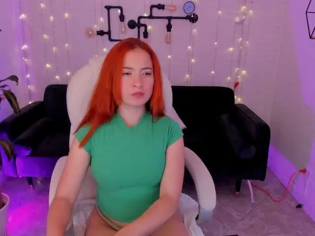 Live sex webcam photo for Lilrousess1 #276216787