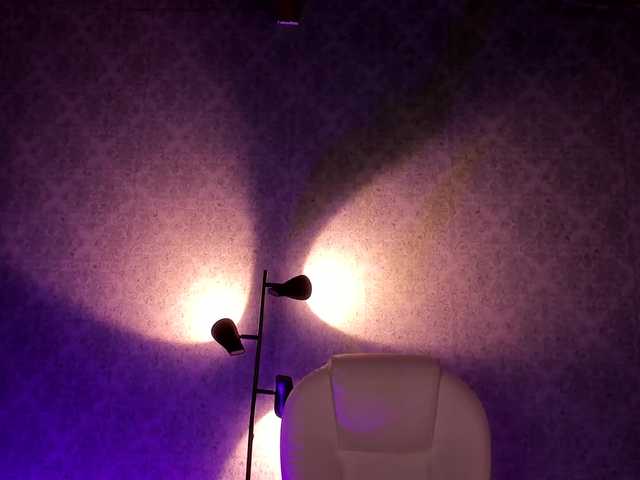 Live sex webcam photo for Lilrousess1 #276764716