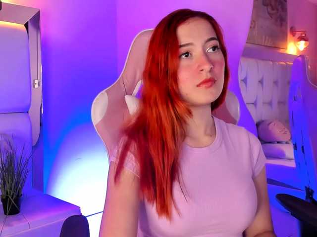 Live sex webcam photo for Lilrousess1 #277058135