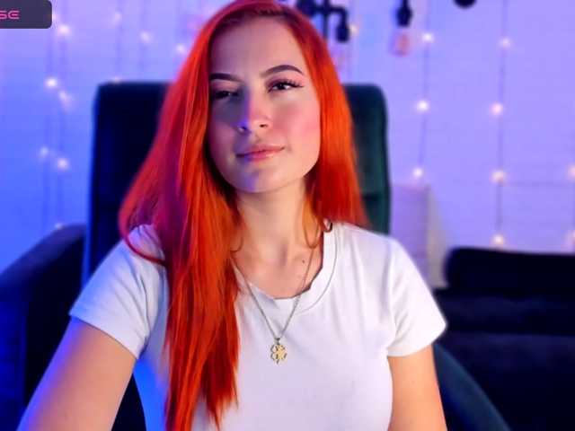 Live sex webcam photo for Lilrousess1 #277309195