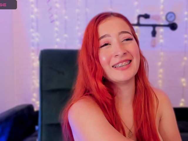 Live sex webcam photo for Lilrousess1 #277338441