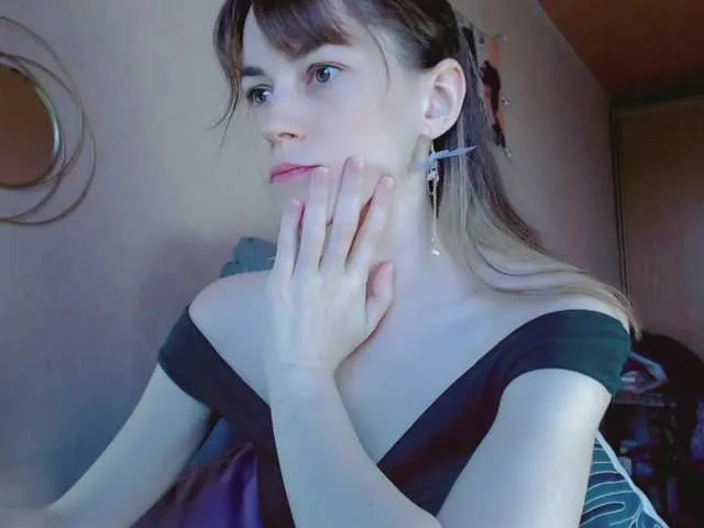 Live sex webcam photo for LiluBarbarian #275524369