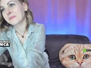 Live sex webcam photo for LiluDallass #287914510