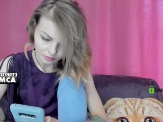 Live sex webcam photo for LiluDallass #287914525