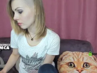 Live sex webcam photo for LiluDallass #287914536