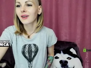 Live sex webcam photo for LiluDallass #287914565