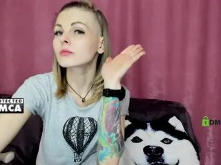 Live sex webcam photo for LiluDallass #287914566