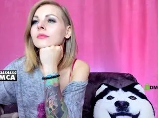 Live sex webcam photo for LiluDallass #287914886