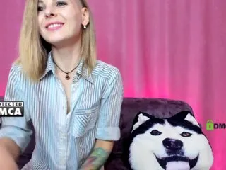 Live sex webcam photo for LiluDallass #287915006