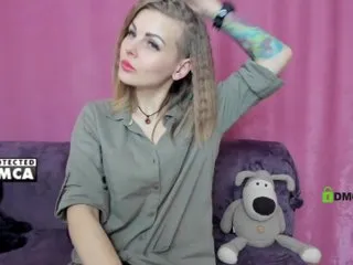 Live sex webcam photo for LiluDallass #287915323