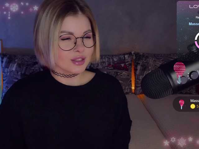 Live sex webcam photo for LiluDallass #277217822