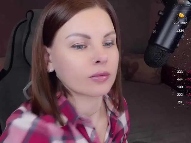 Live sex webcam photo for LiluDallass #292361771