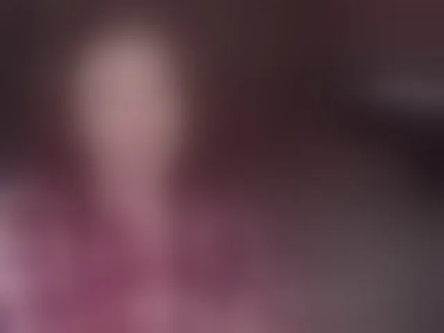 Live sex webcam photo for LiluDallass #292534732