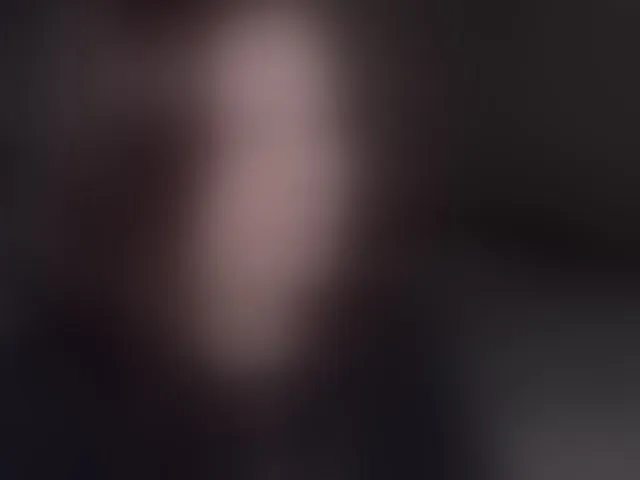 Live sex webcam photo for LiluDallass #293307430