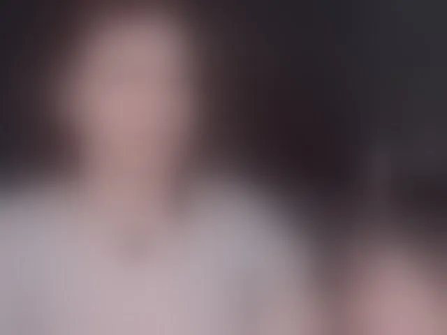 Live sex webcam photo for LiluDallass #293498441