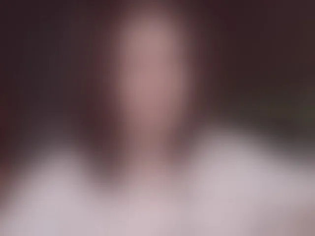 Live sex webcam photo for LiluDallass #293590964
