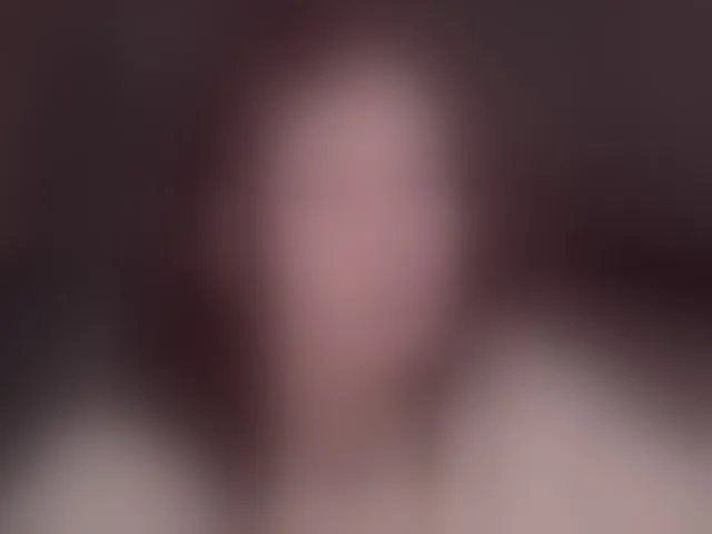Live sex webcam photo for LiluDallass #294013158