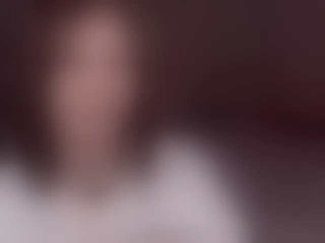 Live sex webcam photo for LiluDallass #294046561