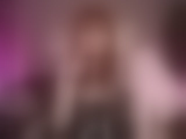 Live sex webcam photo for LiluReds