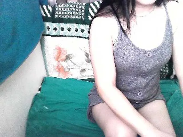 Live sex webcam photo for Lily18a #291551244