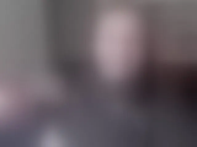 Live sex webcam photo for LilyBell #292945527