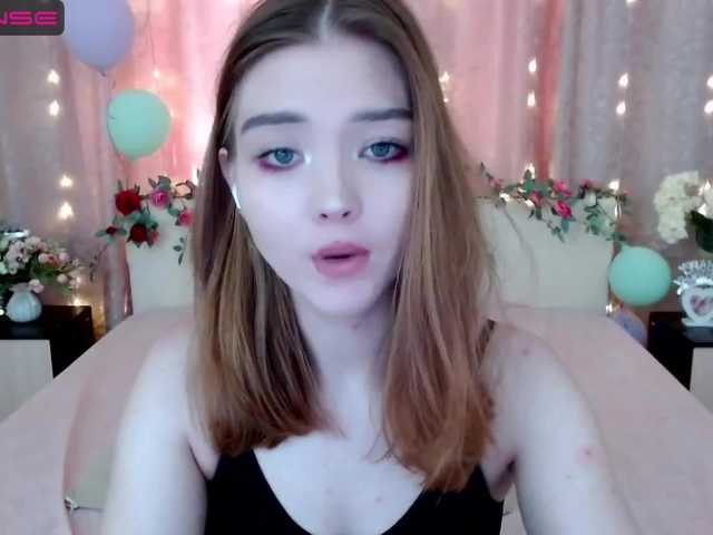 Live sex webcam photo for LilyDjo #275689181