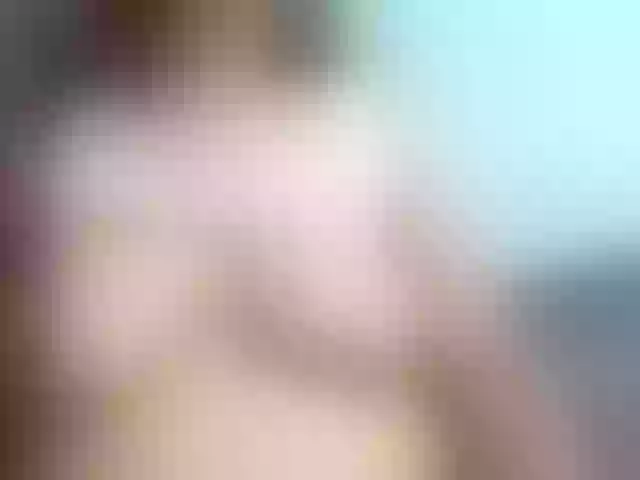 Live sex webcam photo for LilyMiller #272163268