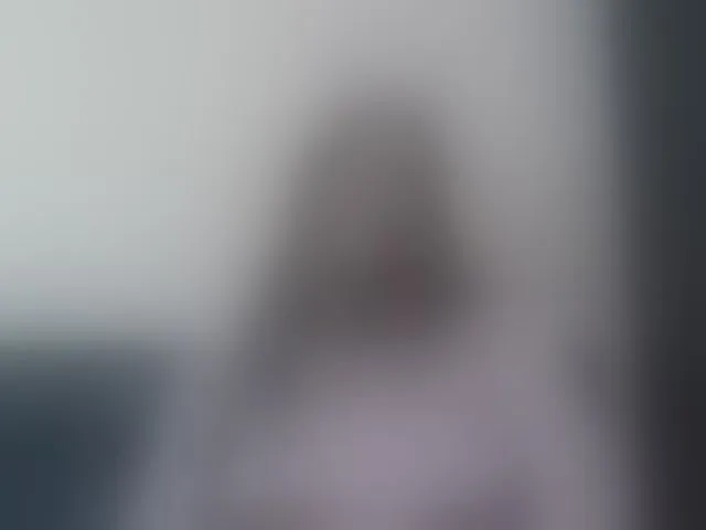 Live sex webcam photo for LilyMiller #273326998