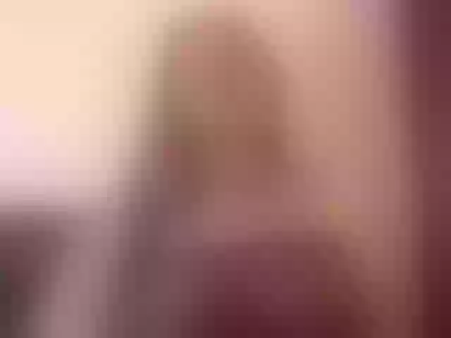 Live sex webcam photo for LilyMiller #273711525