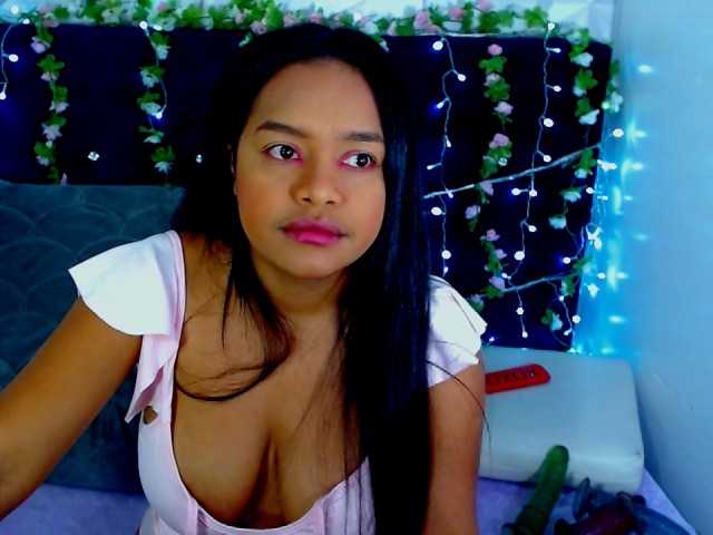 Live sex webcam photo for LilyPeytonx #271774823