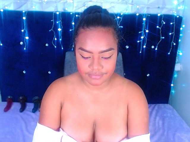 Live sex webcam photo for LilyPeytonx #272136495