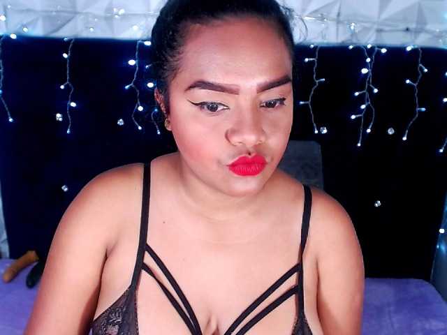 Live sex webcam photo for LilyPeytonx #272150316