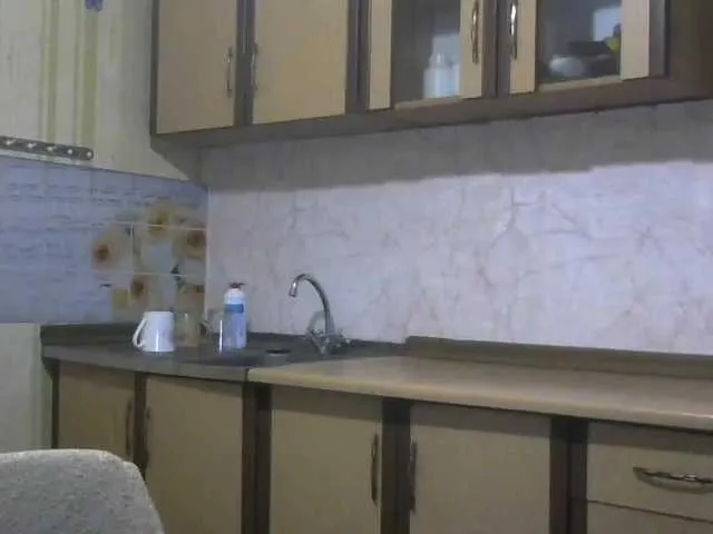 Live sex webcam photo for LilyTanya #271886016