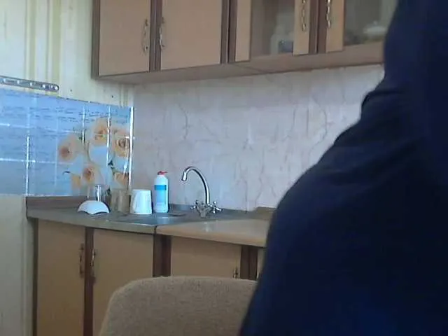 Live sex webcam photo for LilyTanya #273493834