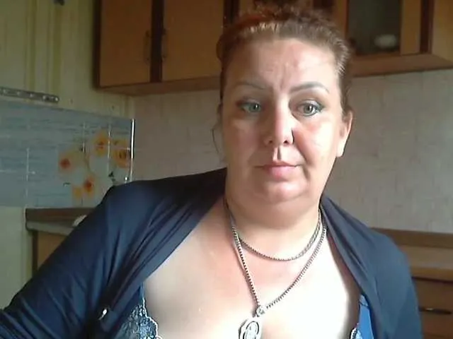 Live sex webcam photo for LilyTanya #273558057