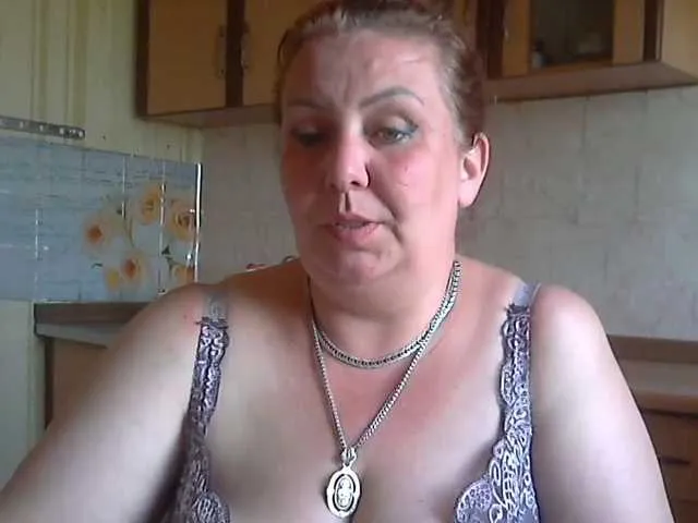 Live sex webcam photo for LilyTanya #273601487