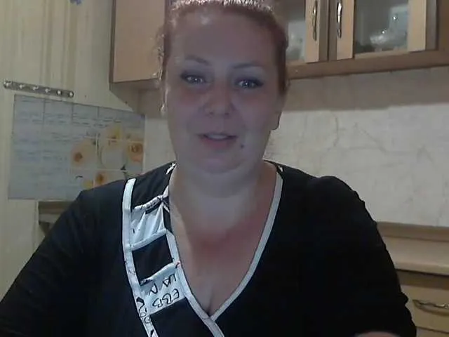 Live sex webcam photo for LilyTanya #274283029