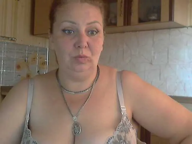 Live sex webcam photo for LilyTanya #274572622