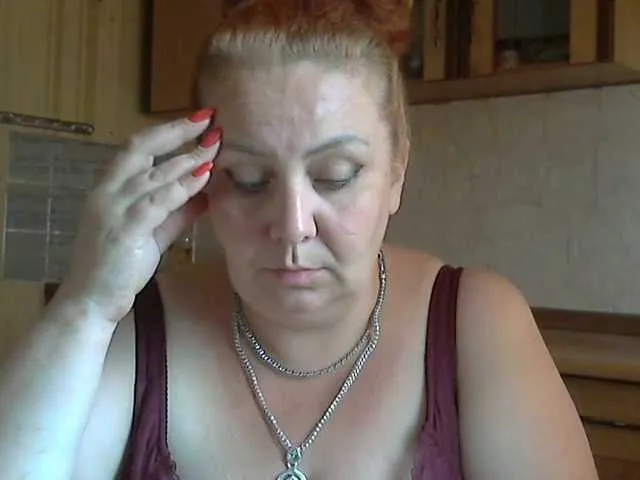 Live sex webcam photo for LilyTanya #275589852