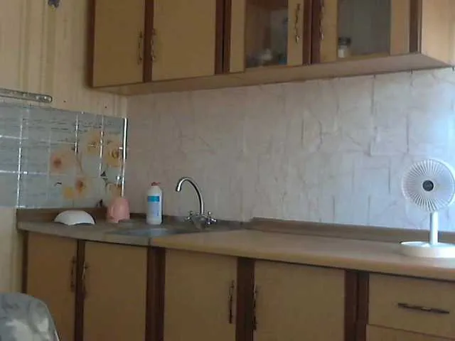 Live sex webcam photo for LilyTanya #276105872