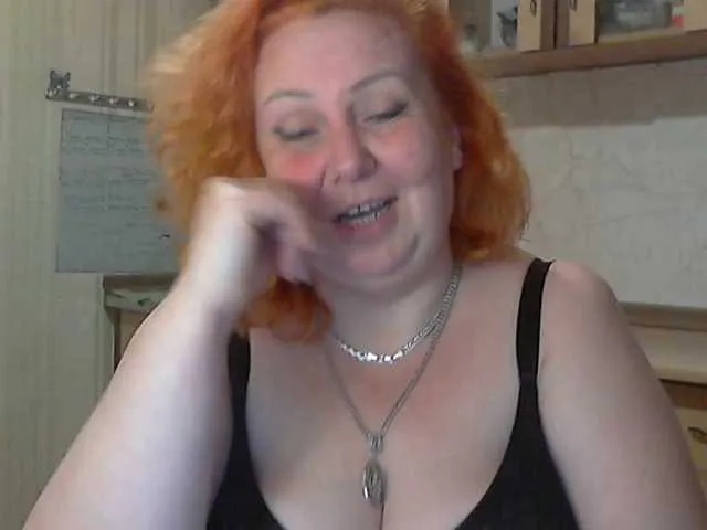 Live sex webcam photo for LilyTanya #292353468