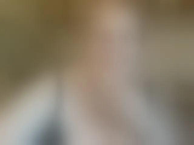 Live sex webcam photo for LilyTanya #293930822