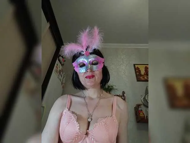 Live sex webcam photo for Lilya18 #290920243