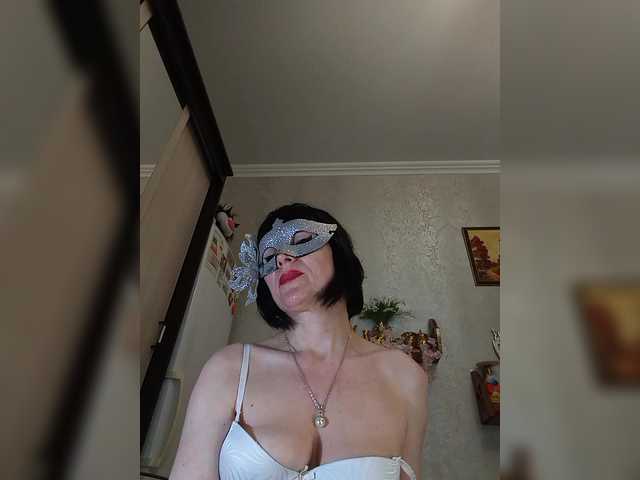 Live sex webcam photo for Lilya18 #291377797